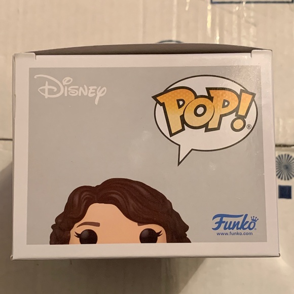 Alex Russo wizards of waverly place Funko pop (NWT) - Picture 5 of 6